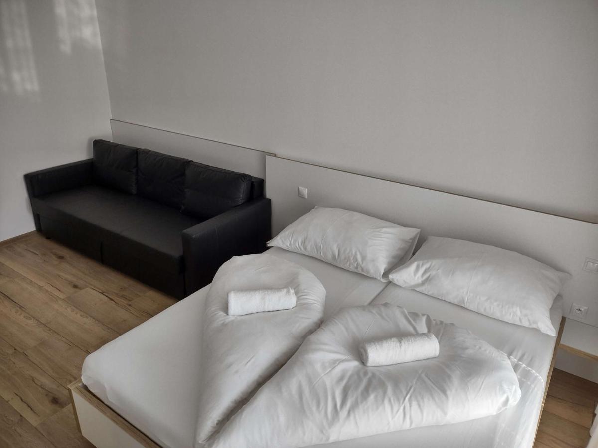 Apartman Kyjev Podhájska Екстериор снимка