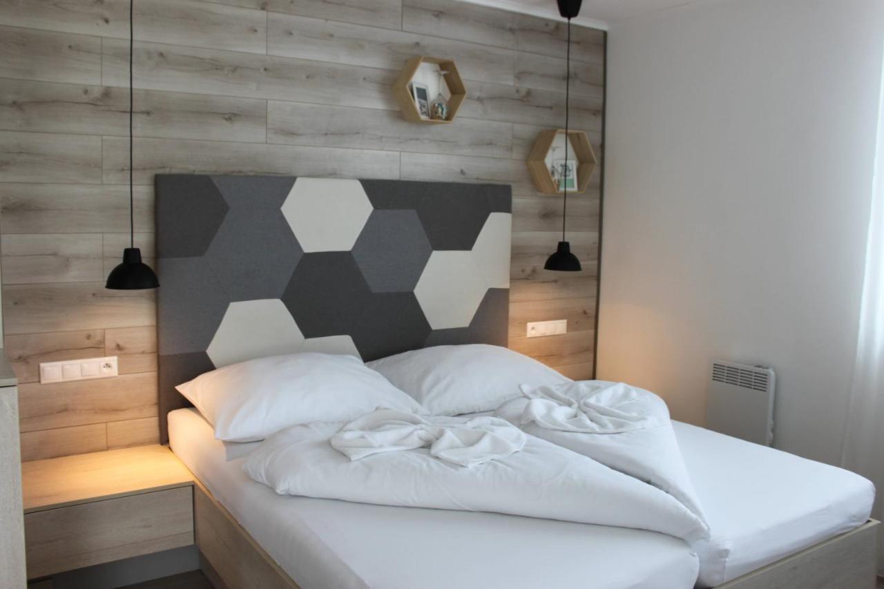 Apartman Kyjev Podhájska Екстериор снимка